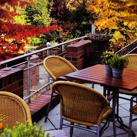 Germania Hotel Am Schlosspark Meyenburg  外观 照片